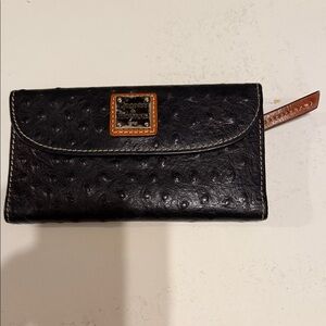 Dooney & Bourke Black Textured Women's Wallet